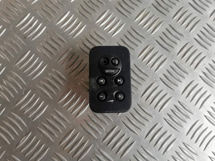 Automašīnas radio pārslēgšanas pogas priekš LAND ROVER FREELANDER 2007