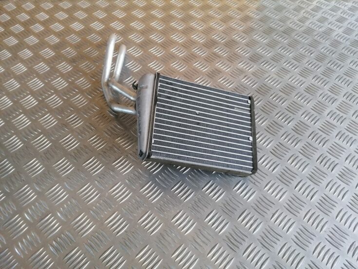 Apsildes sistēmas radiators priekš MERCEDES BENZ ML320 2005 BLACK