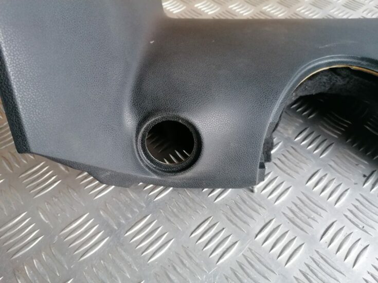 Mērinstrumentu paneļa apdare (zem stūres) priekš MERCEDES BENZ ML320 2005 BLACK