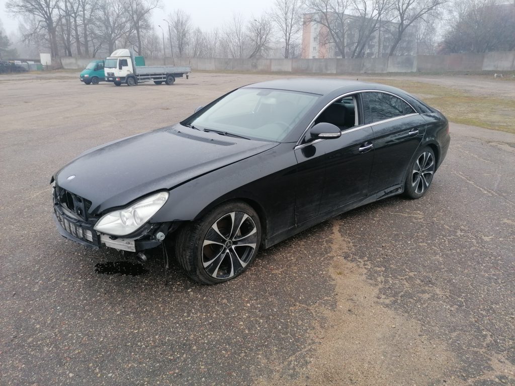 MERCEDES BENZ CLS 320 2005 151