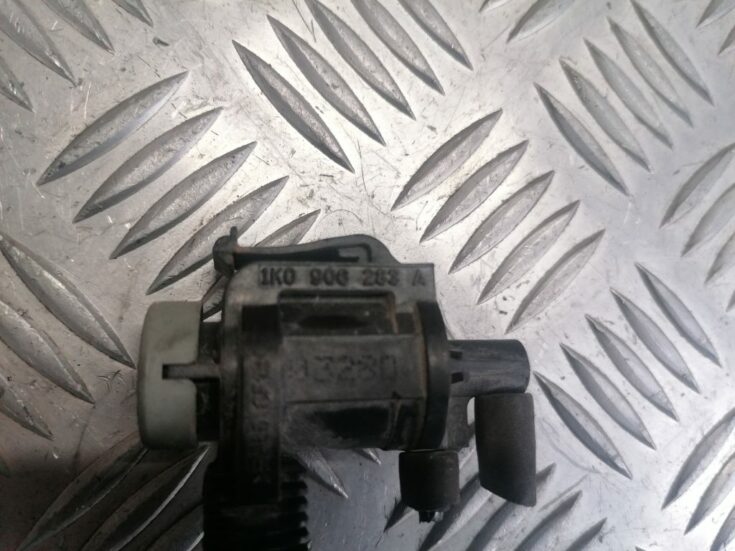 Solenoīda vakuuma vārsts priekš DODGE JOURNEY 2008