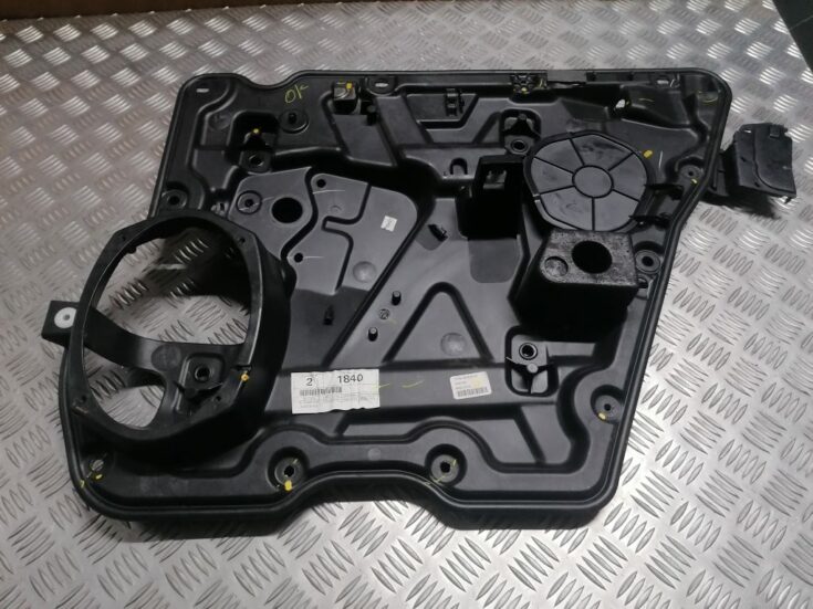 Durvju iekšēja plastmasa priekš DODGE JOURNEY 2008