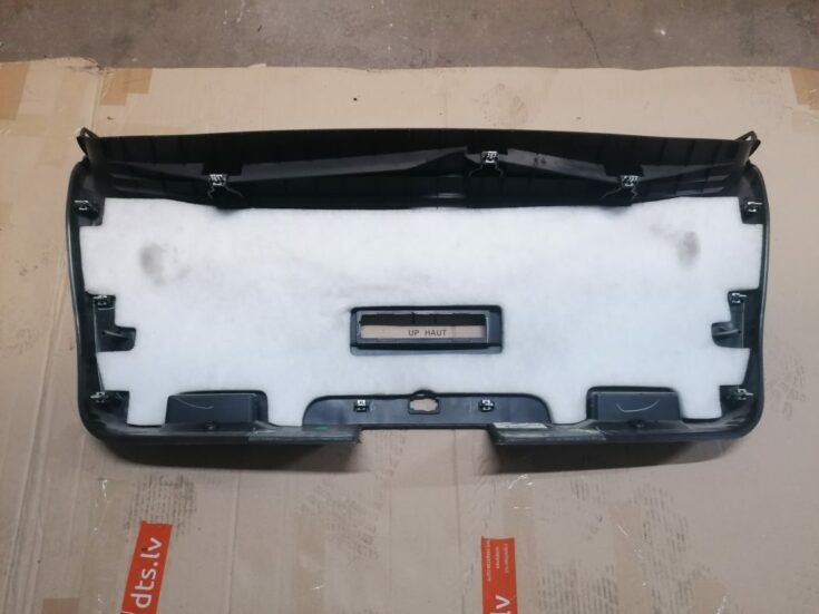 Bagāžnieka vāka liela apdare priekš DODGE JOURNEY 2008