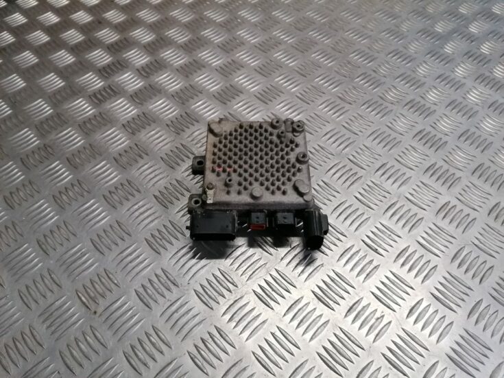 Stūres statnes vadības bloks priekš SUBARU LEGACY 2011