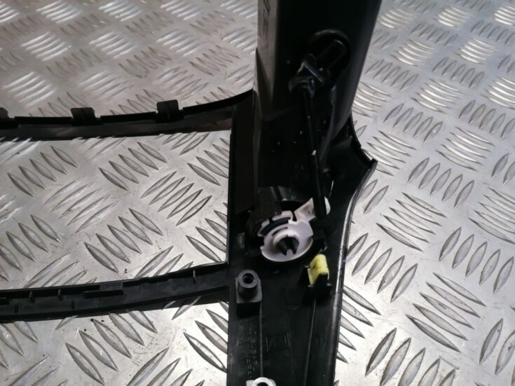 Mērinstrumentu paneļa gaisa vads, centrā priekš SUBARU LEGACY 2011