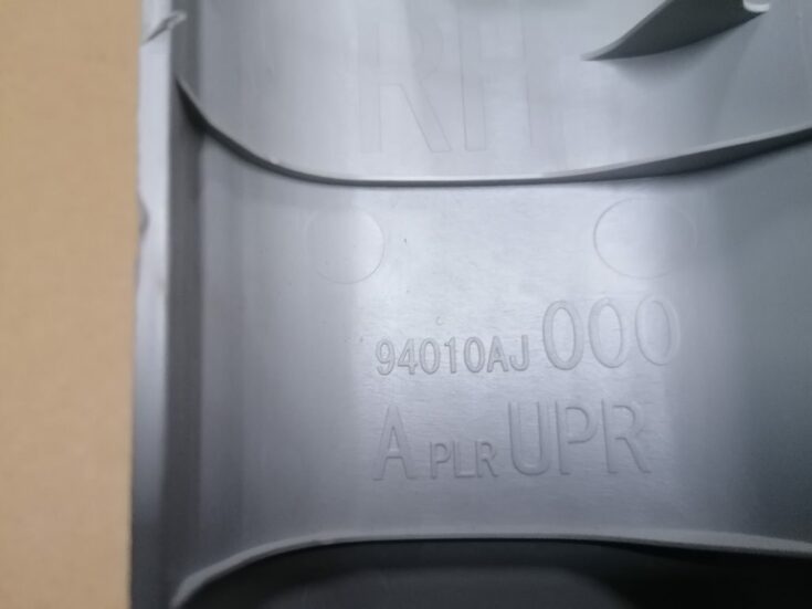 Priekšējas salona statnes apdare priekš SUBARU LEGACY 2011