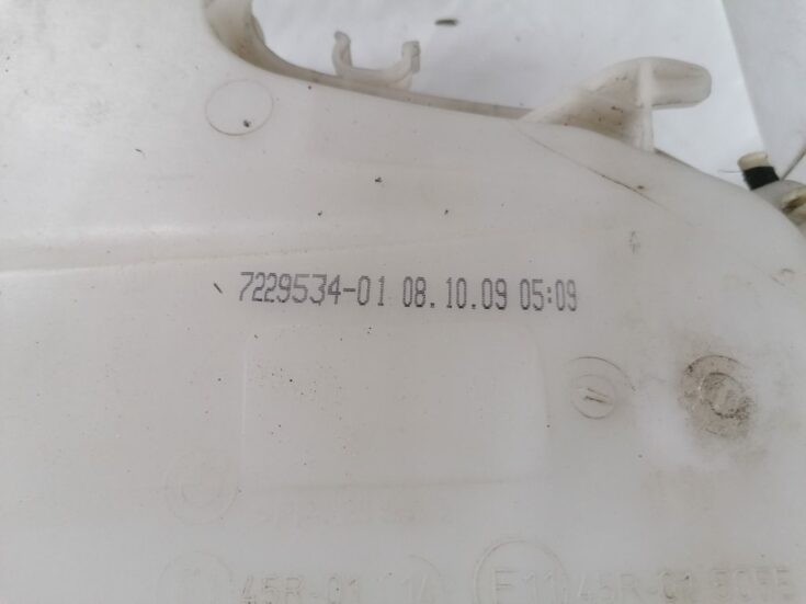 Mazgātāja šķidruma tvertne priekš BMW 1 E87 2009 WHITE
