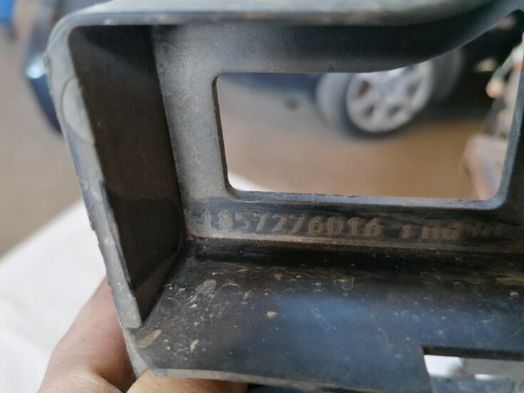 Priekšēja bufera pastiprinātāja kronšteins priekš PEUGEOT 407 2006