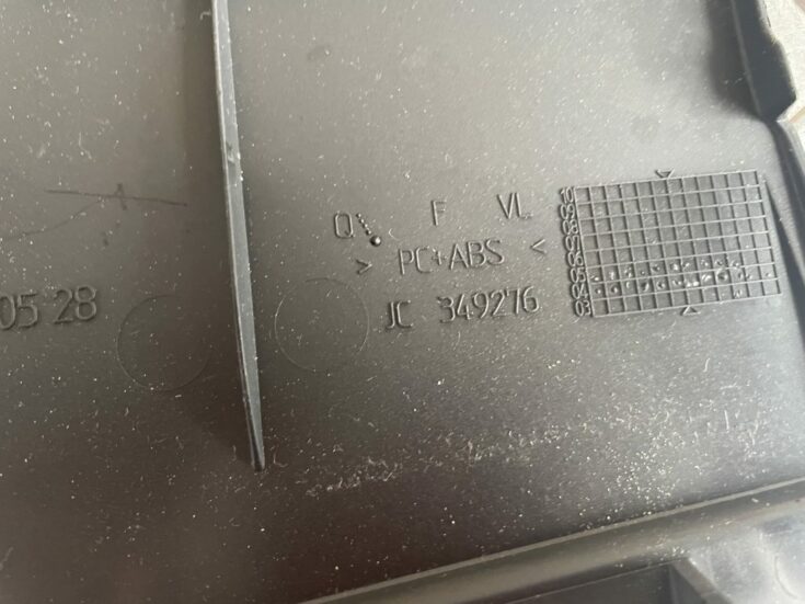 Durvju iekšēja plastmasa priekš MERCEDES BENZ CLS 320 2005