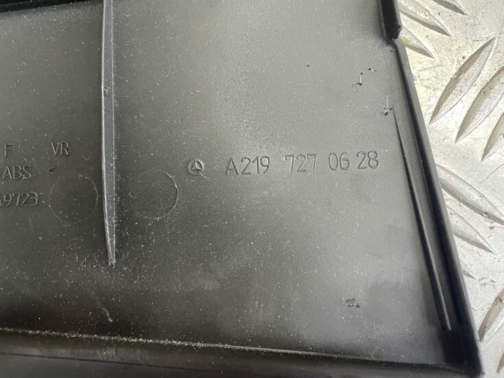 Durvju iekšēja plastmasa priekš MERCEDES BENZ CLS 320 2005