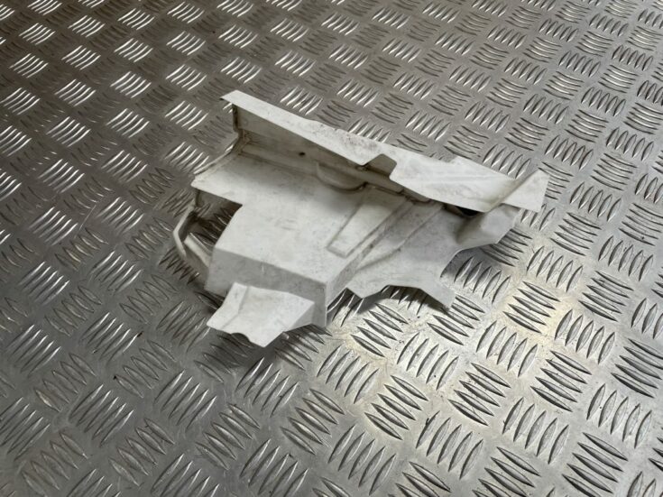 Durvju iekšēja plastmasa priekš MERCEDES BENZ CLS 320 2005