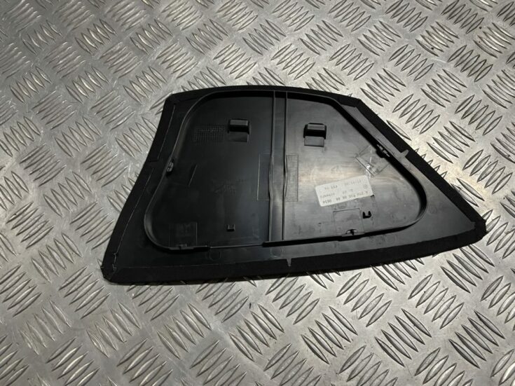 Durvju iekšēja plastmasa priekš MERCEDES BENZ CLS 320 2005