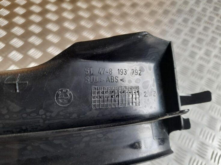 Sliekšņa aizmugurēja laba uzlika (salonā) priekš BMW 320D E46 2004 TOURING
