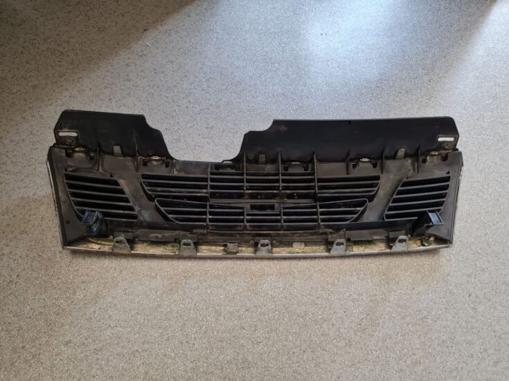 Pārsega reste priekš SAAB 9-5 1999