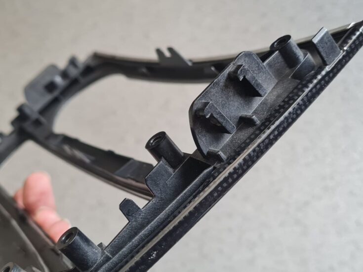 Mērinstrumentu paneļa dekoratīvais rāmis priekš MERCEDES BENZ ML320 2005 BLACK