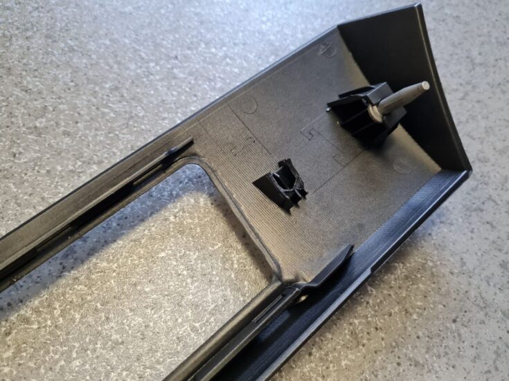 Mērinstrumentu paneļa dekoratīvā uzlika priekš BMW 520D E60 2006 ENG.