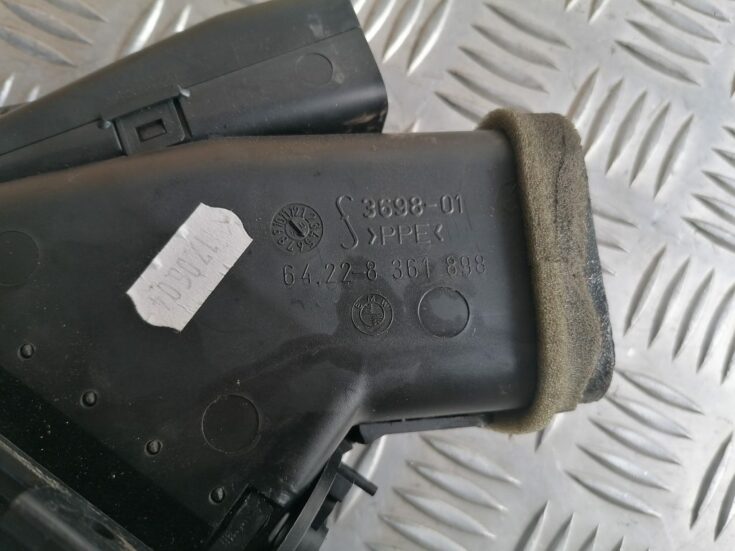 Ieplūdes gaisa deflektors, pa labi priekš BMW 320D E46 2004 TOURING