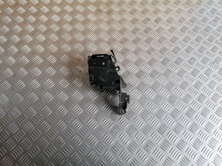 Salona plastmasa priekš BMW 320D E46 2004 TOURING