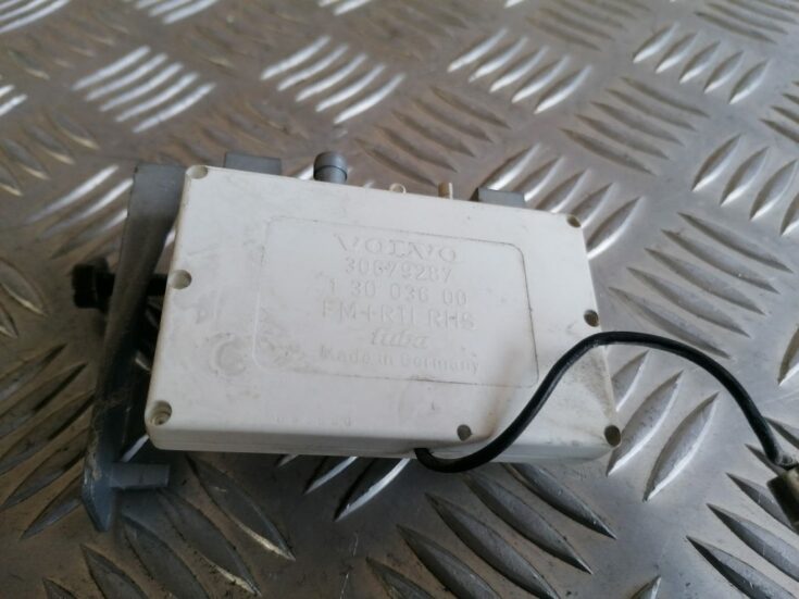 Antenas pastiprinātāja bloks priekš VOLVO XC70 2007
