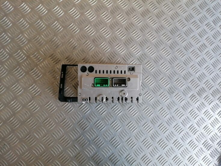 CD/DVD/Navigācijas bloks priekš VOLVO XC70 2007
