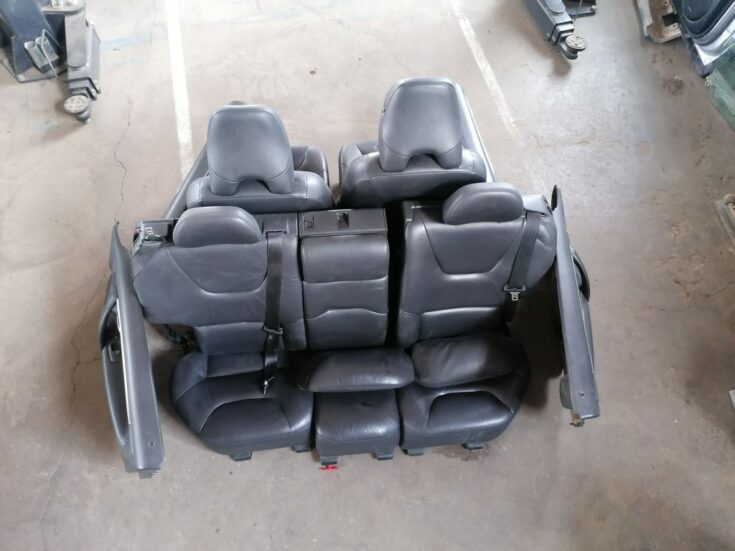 Sēdekļu komplekts priekš VOLVO XC70 2007