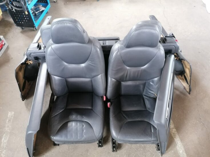 Sēdekļu komplekts priekš VOLVO XC70 2007