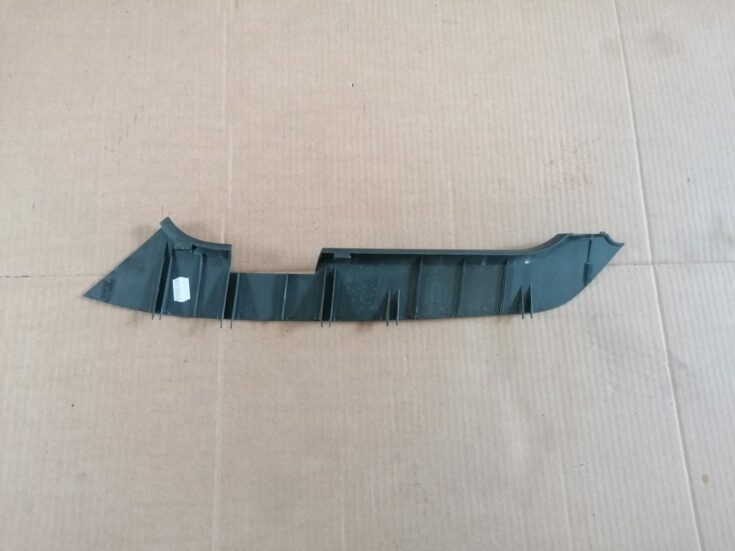 Salona plastmasa priekš VOLVO XC70 2007