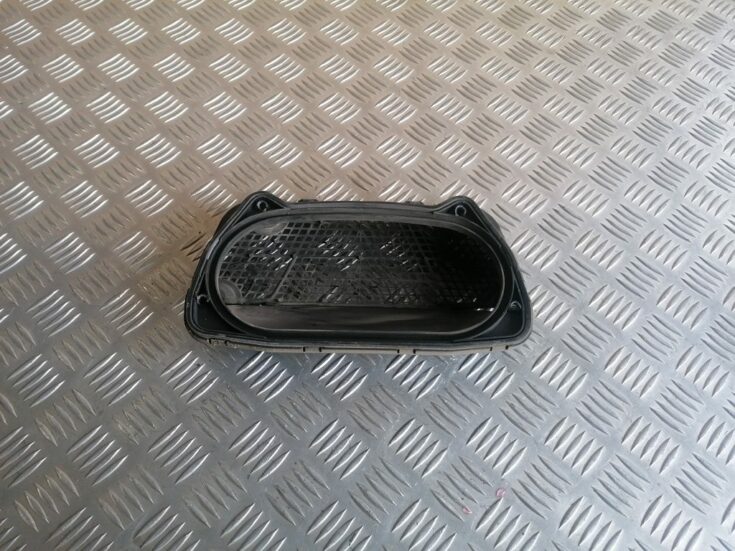 Salona gaisa vads priekš OPEL ASTRA H 2005