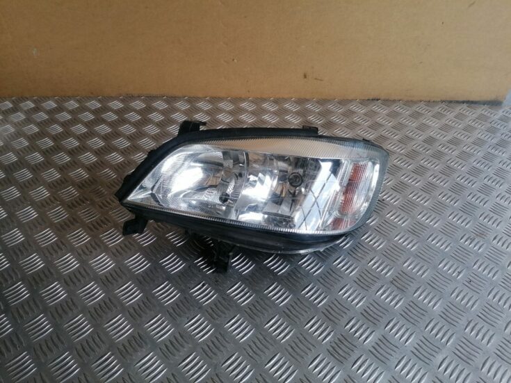 Priekšējais labais lukturis priekš OPEL ZAFIRA 2004