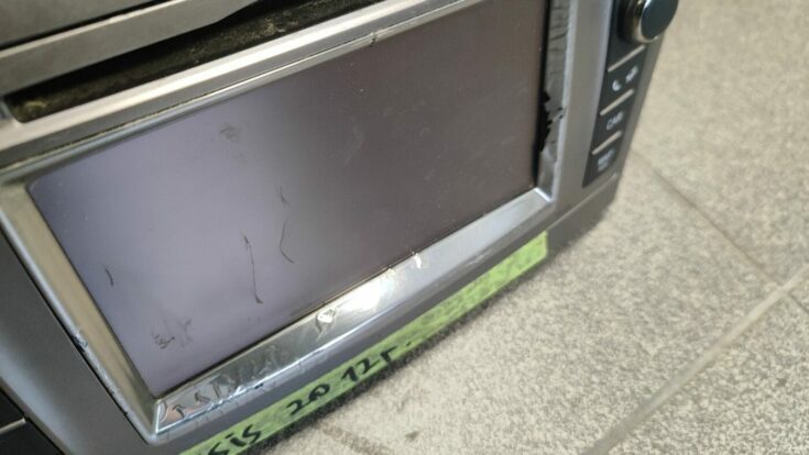 CD/DVD/Navigācijas bloks priekš TOYOTA AVENSIS 2012