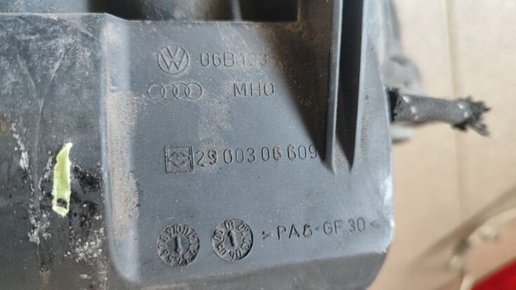 Ieplūdes kolektors priekš AUDI A4 2001