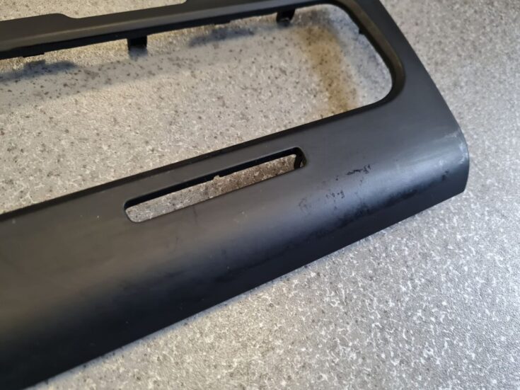 Mērinstrumentu paneļa dekoratīvais rāmis priekš VW GOLF VARIANT 2012