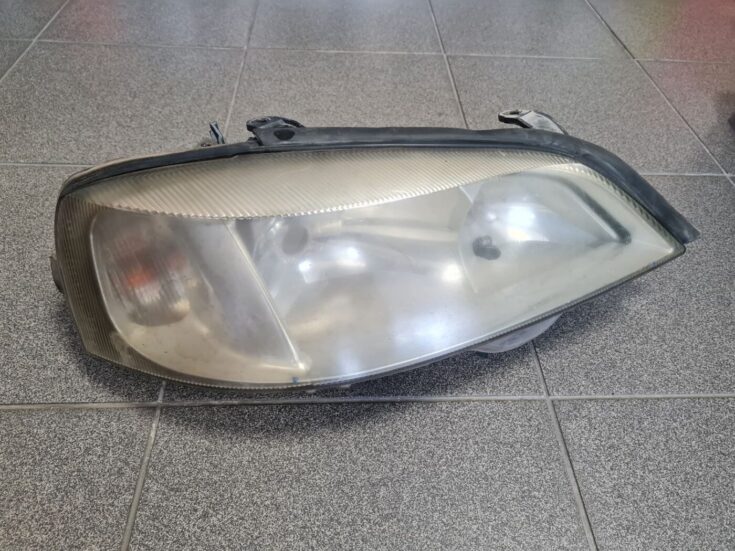 Priekšējais labais lukturis priekš OPEL ASTRA 2002