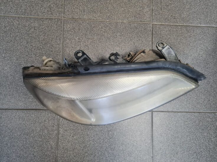 Priekšējais labais lukturis priekš OPEL ASTRA 2002