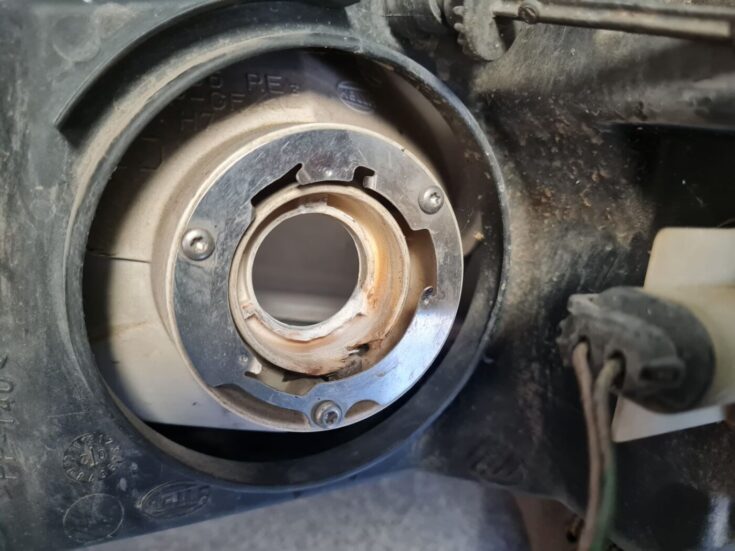 Priekšējais labais lukturis priekš OPEL ASTRA 2002