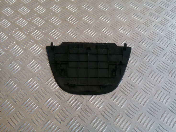 Mērinstrumentu paneļa apdare augšā priekš SUBARU LEGACY 2009