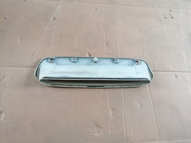 Stop signāla plastmasas uzlika priekš SUBARU LEGACY 2009