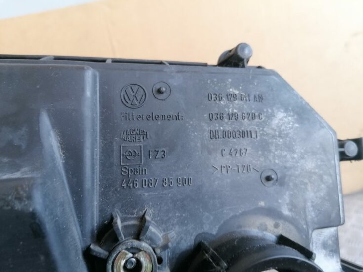 Gaisa filtra korpusa vāks priekš VW GOLF IV 1999
