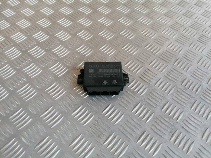 Parkošanās devēju vadības bloks priekš AUDI A6 2008