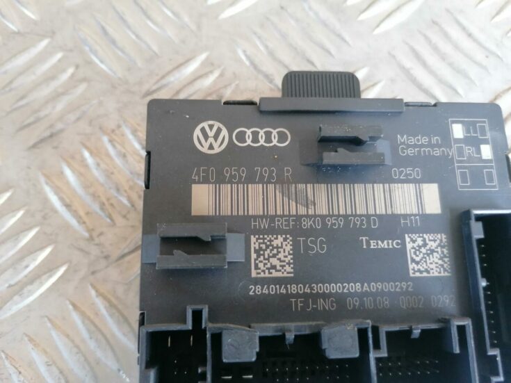 Aizmugurējo labo durvju vadības bloks priekš AUDI A6 2008