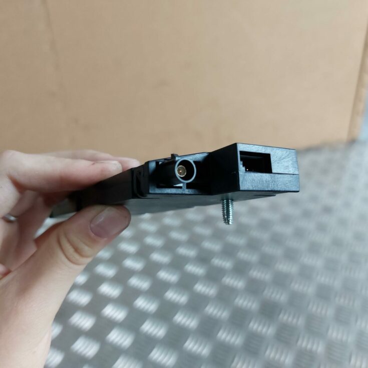 Antenas pastiprinātāja bloks priekš BMW 520D F11 2011 TOURING
