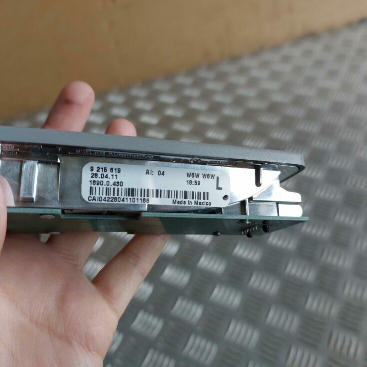 Aizmugurējo sēdvietu apgaismojums priekš BMW 520D F11 2011 TOURING