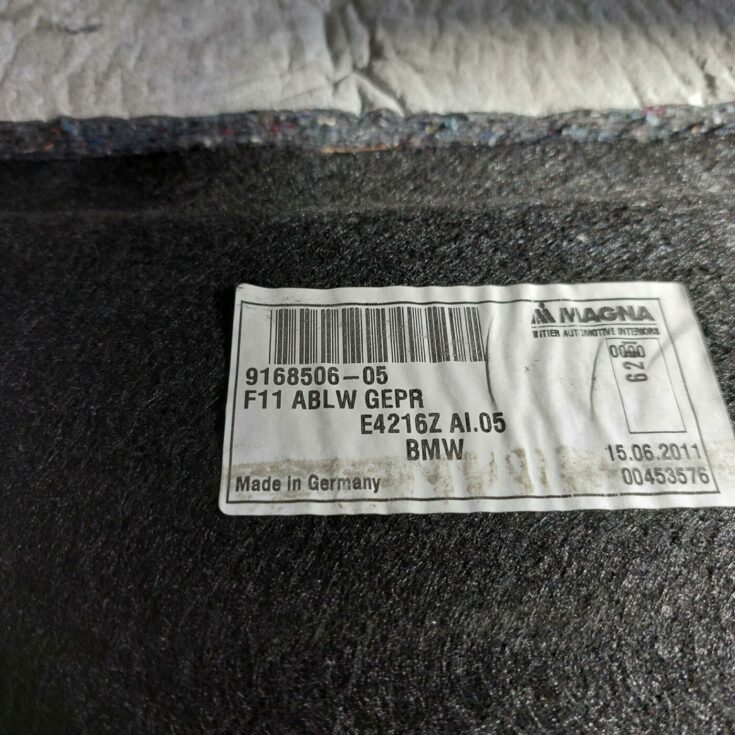 Bagāžnieka nodalījuma instrumentu ieliktnis priekš BMW 520D F11 2011 TOURING