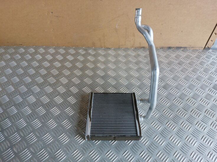 Apsildes sistēmas radiators priekš HONDA CIVIC 2006