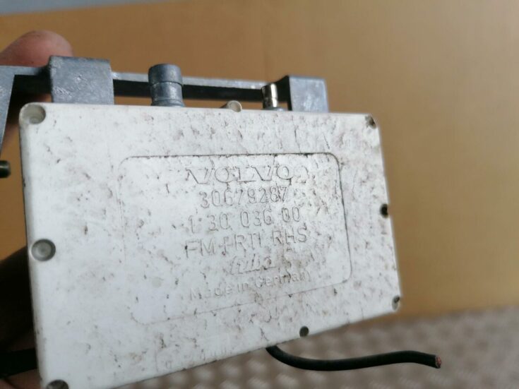 Antenas pastiprinātāja bloks priekš VOLVO S80 2004