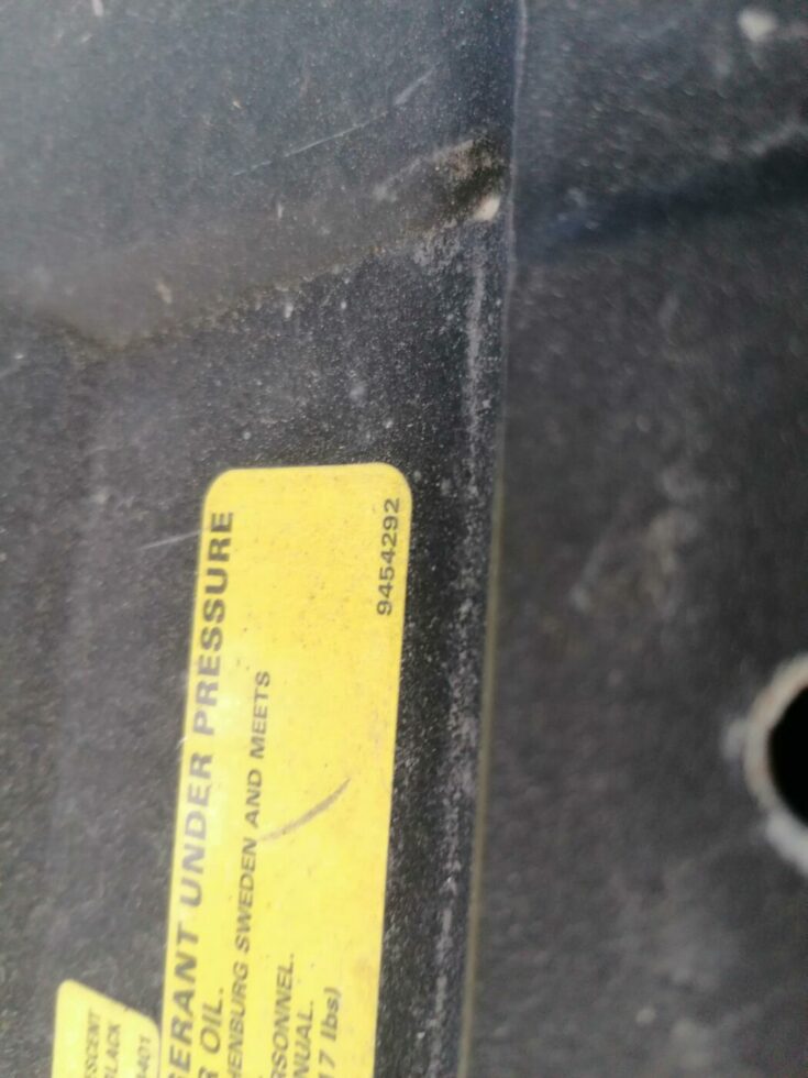Priekšējā radiatora rāmja augšēja daļa priekš VOLVO S80 2004