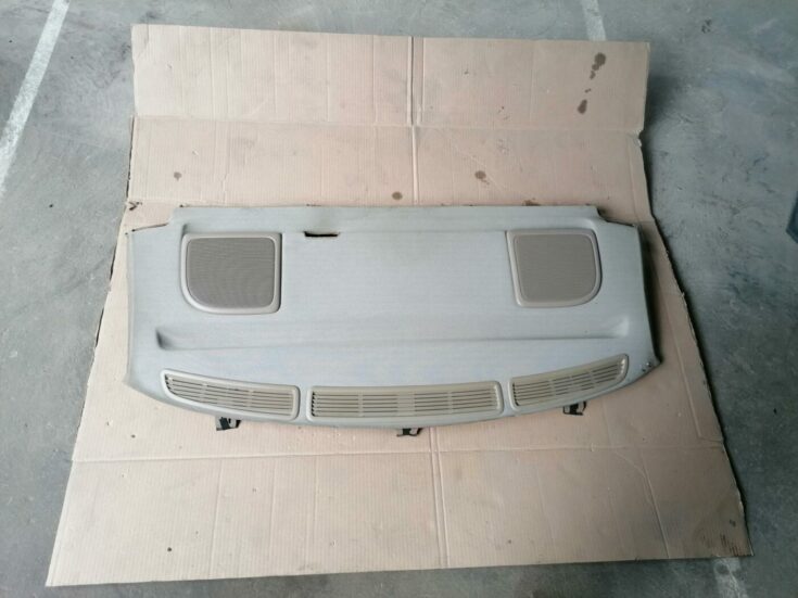Bagāžnieka nodalījuma plaukts priekš VOLVO S80 2004