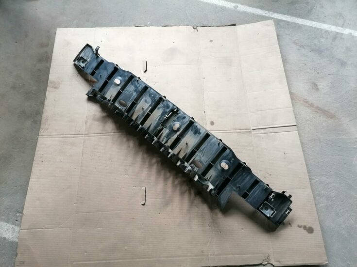 Aizmugurējā bufera pastiprinātājs priekš VOLVO S80 2004