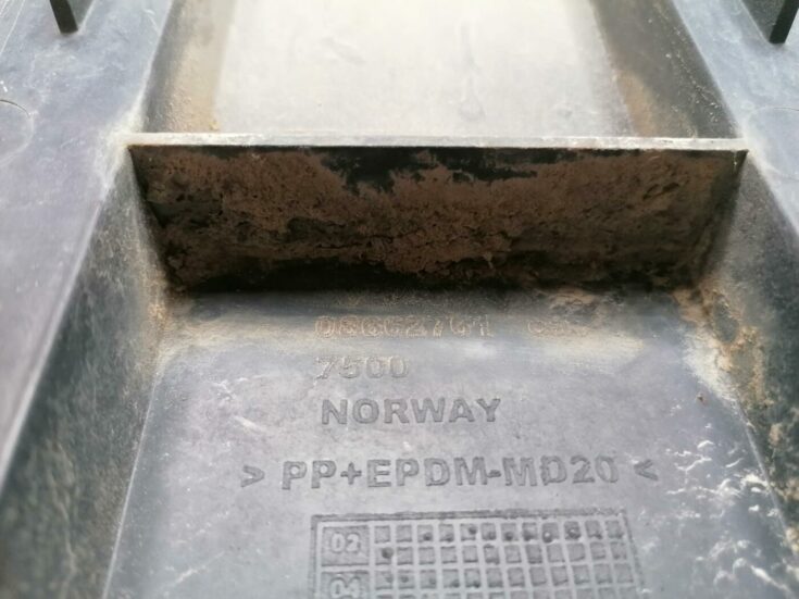 Aizmugurējā bufera pastiprinātājs priekš VOLVO S80 2004