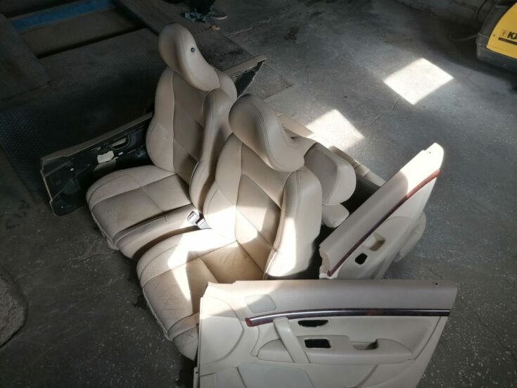 Sēdekļu komplekts priekš VOLVO S80 2004
